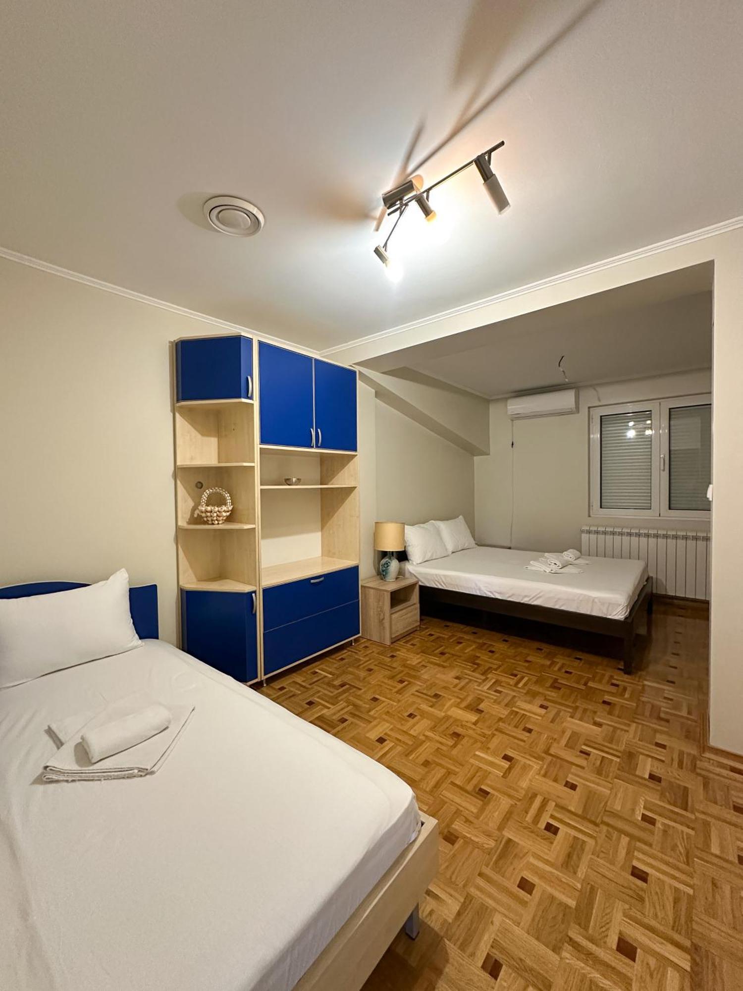 Lovely Apartments Free Street Parking Novi Sad Buitenkant foto